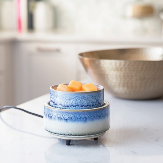Blue and White Horizon 2-in-1 Wax/Candle Warmer